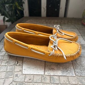 Minnetonka Yellow Leather Moccasin Loafers with White Lacing